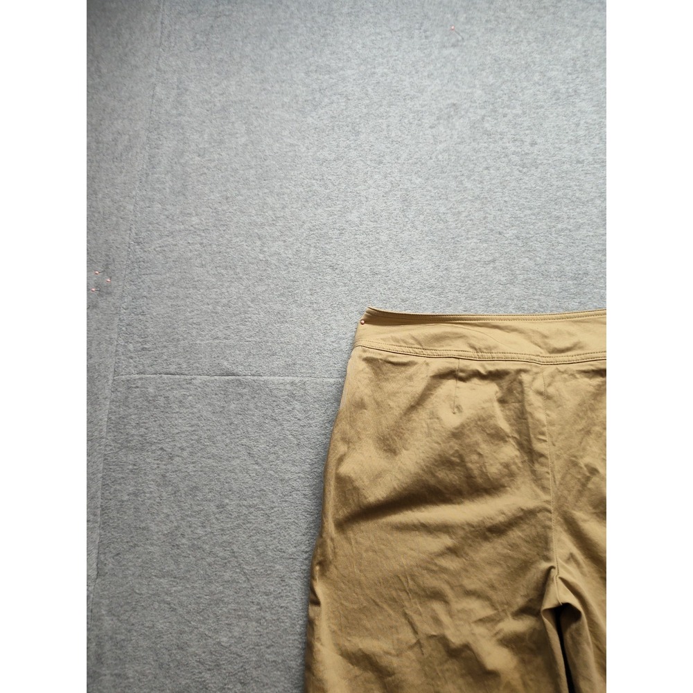 Pantalogy Women Bermuda Shorts 8 Beige Elastic Waist Zip Hook & Eyes Logo Casual - Picture 15 of 16